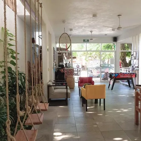 Amorcito Corazon Hotel & Hostal